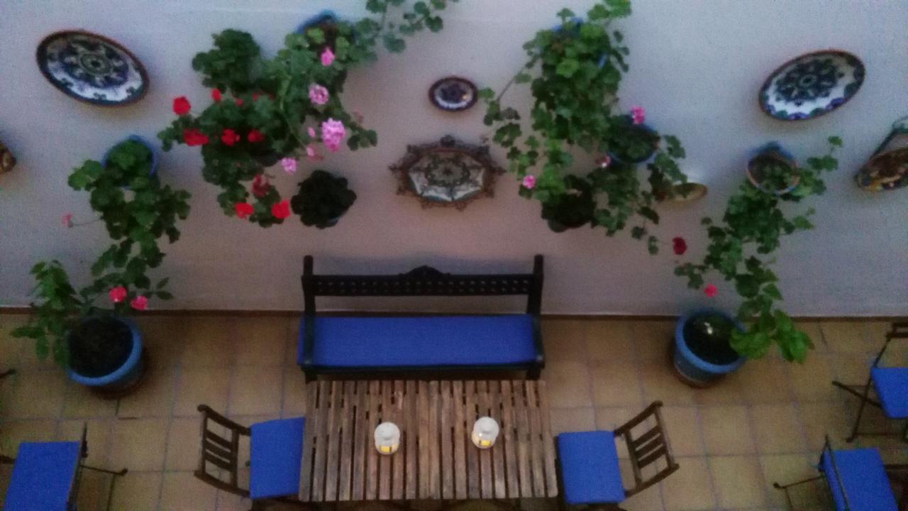 Hostal Azahar Cordoba Exterior photo